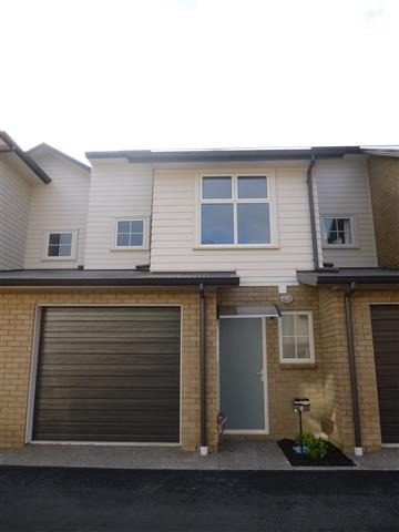 3 Chiefs Court, Hamilton East, Hamilton - Carousel 11