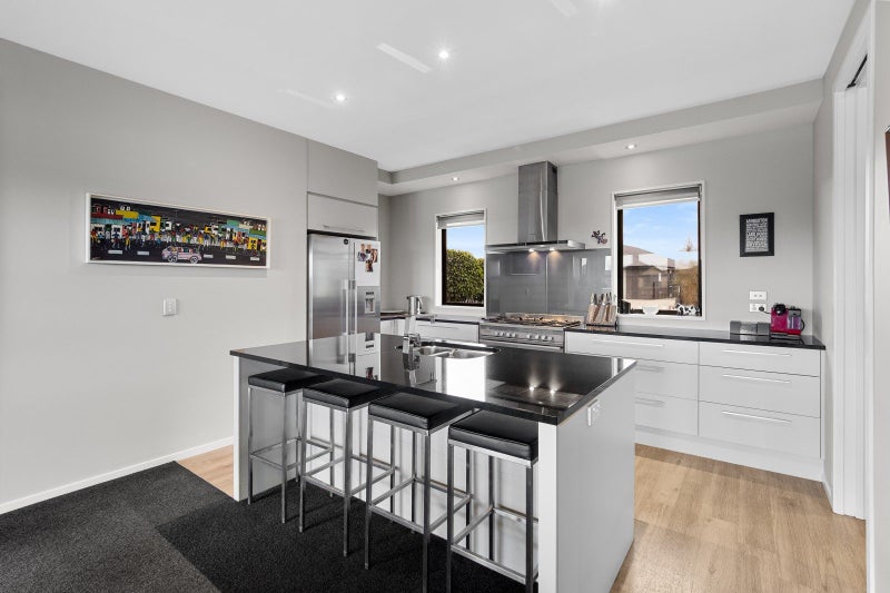 6 Trent Place, Huntingdon, Ashburton - Carousel 2