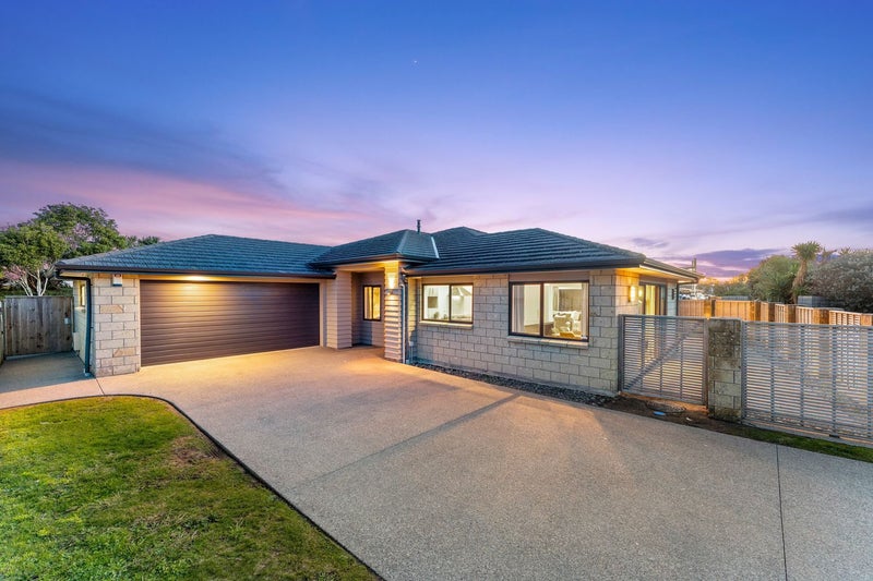 26 Cottonwood Close, Paraparaumu Beach, Paraparaumu - Carousel 1