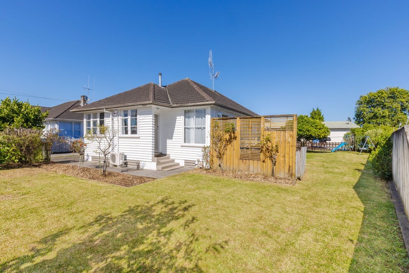 33A Portal Crescent, Beerescourt, Hamilton - Carousel 2