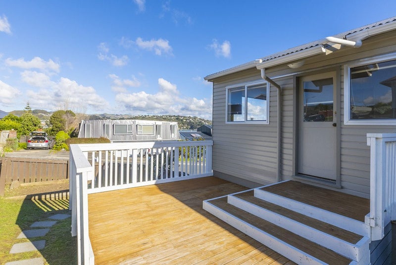 35A Penryn Drive, Camborne, Porirua - Carousel 1