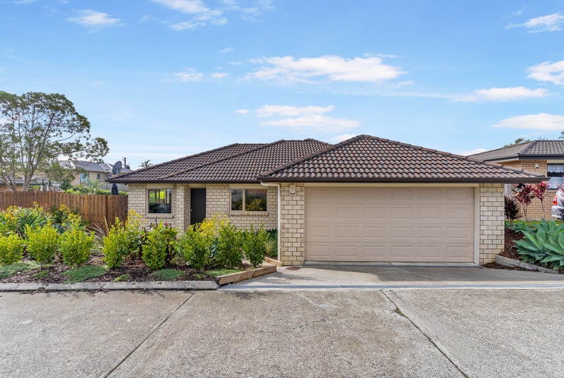 22 Jury Place, Favona, Auckland - Carousel 1