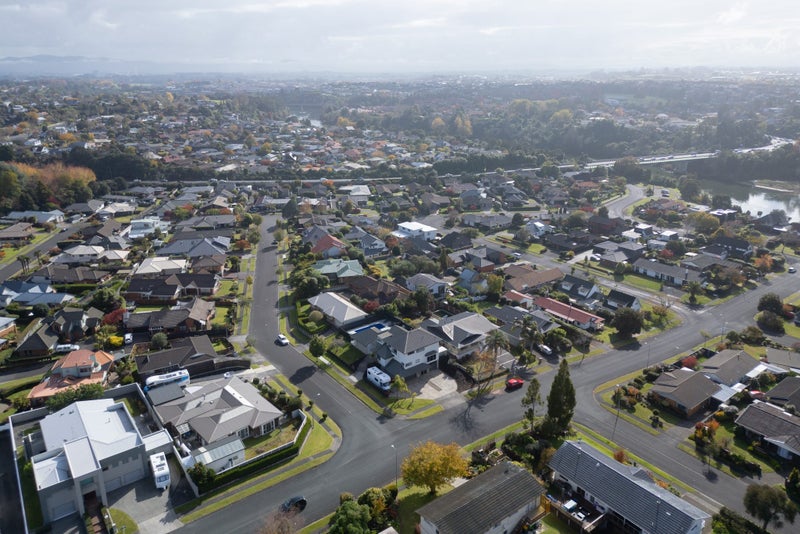 2 Dallinger Street, St Andrews, Hamilton - Carousel 30