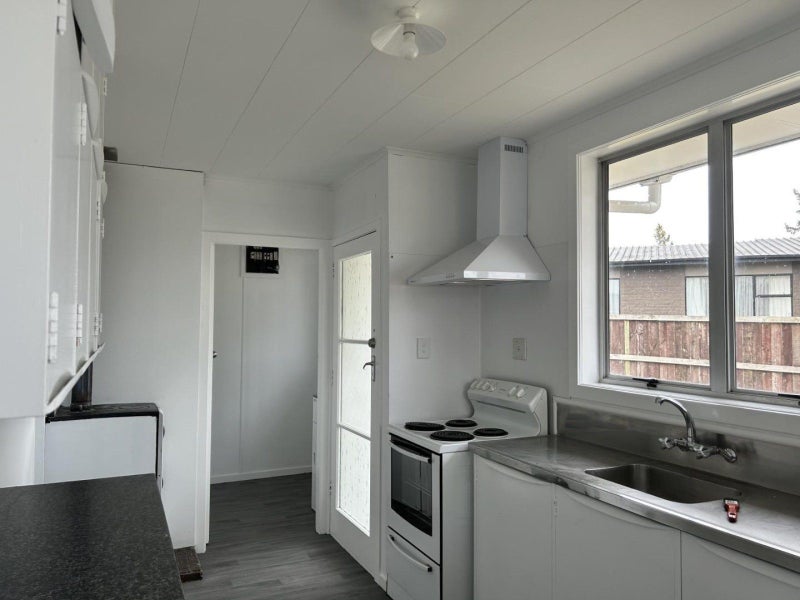 3 Agincourt Place, Tokoroa, Tokoroa - Carousel 2