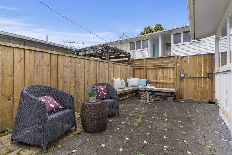 6/31 Allenby Road, Panmure, Auckland - Carousel 14