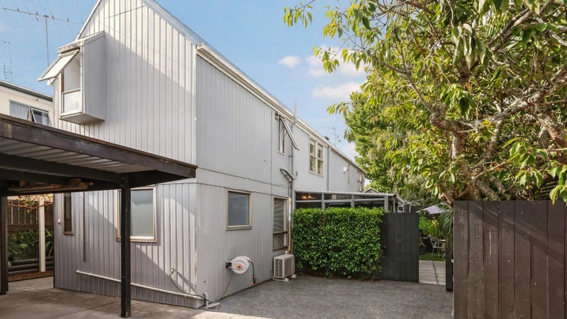 4/77 Haverstock Road, Sandringham, Auckland - Carousel 12