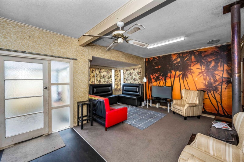 503 Sandringham Road, Sandringham, Auckland - Carousel 13