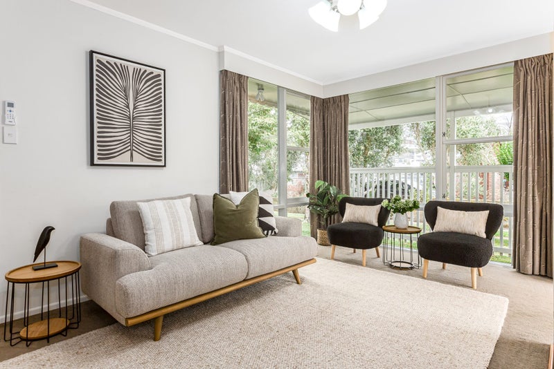 36 Silverbirch Grove, Churton Park, Wellington - Carousel 2