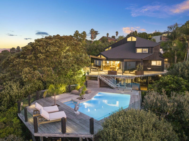 86 Vipond Road, Stanmore Bay, Whangaparaoa - Carousel 2