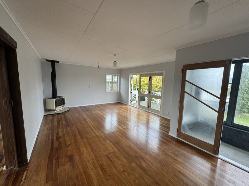 12 Kahu Road, Otaihanga, Paraparaumu - Carousel 2