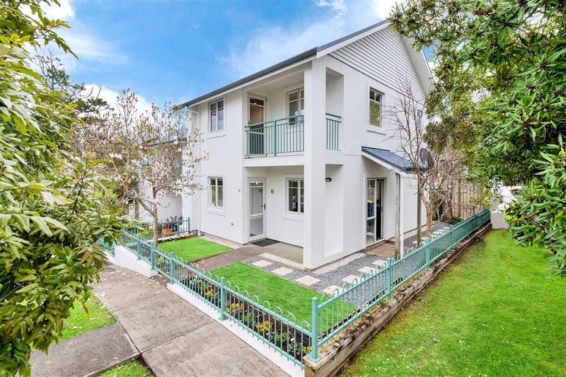 73 Winery Way, Henderson, Auckland - Carousel 1