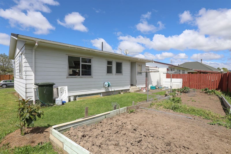8B George Clay Place, Huntly, Huntly - Carousel 2