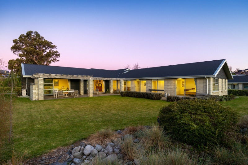 19 Avignon Place, Blenheim - Carousel 20