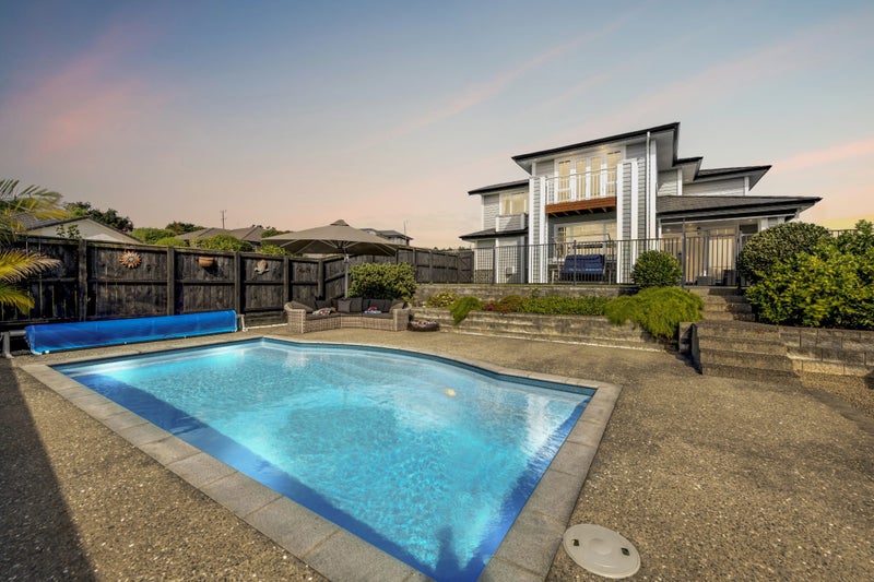 44 Liberty Crescent, Beachlands, Auckland - Carousel 1