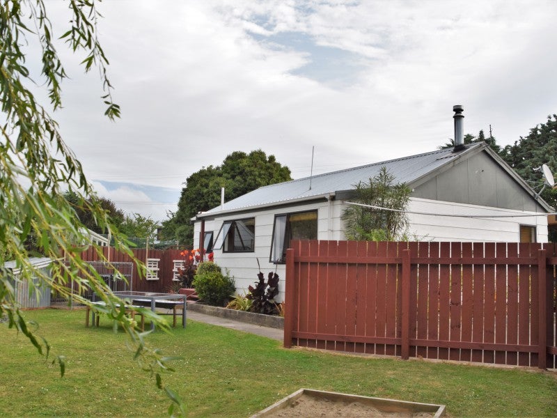 16 Tawa Street, Tokomaru, Palmerston North - Carousel 9