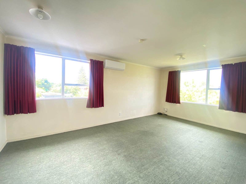 6/22C West Coast Road, Glen Eden, Auckland - Carousel 2