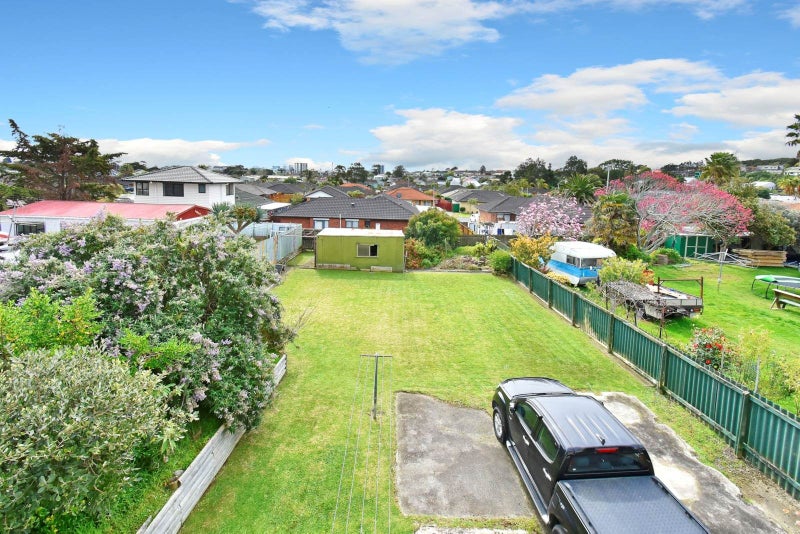 44 Orams Road, Hillpark, Auckland - Carousel 2