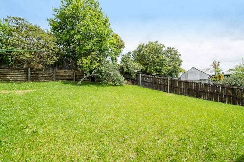 5 Santiago Crescent, Unsworth Heights, Auckland - Carousel 14