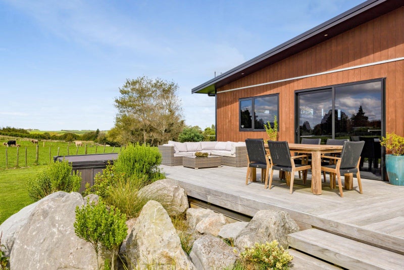 150 Orlando Street, Stratford - Carousel 2