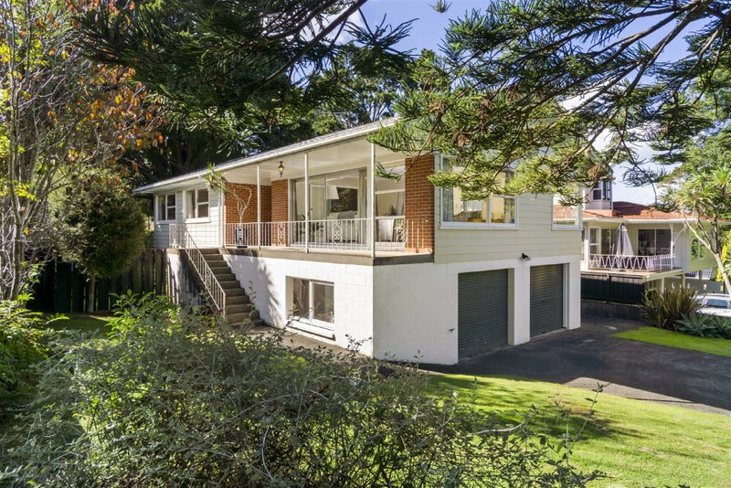10 Northgrove Avenue, Hillcrest, Auckland - Carousel 1
