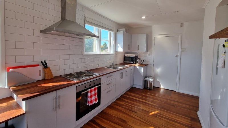 25 Odette Street, Bader, Hamilton - Carousel 1