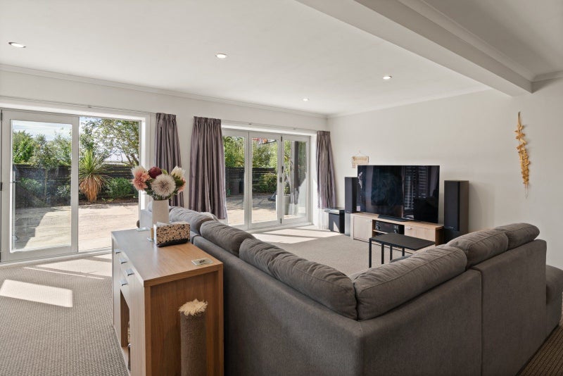 34 Kinmont Crescent, Kinmont Park, Mosgiel - Carousel 2