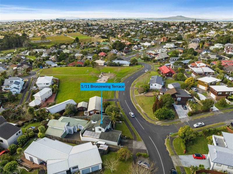 1/11 Bronzewing Terrace, Unsworth Heights, Auckland - Carousel 2