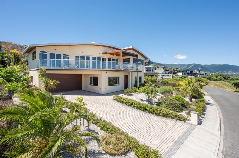 24 Zeehaen Place, Britannia Heights, Nelson - Carousel 1