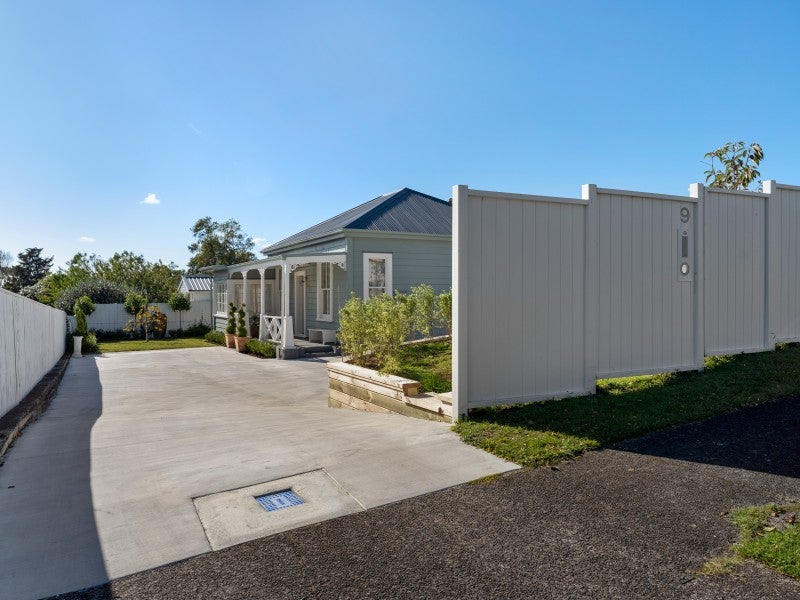 9 Mayfair Place, Westown, New Plymouth - Carousel 26