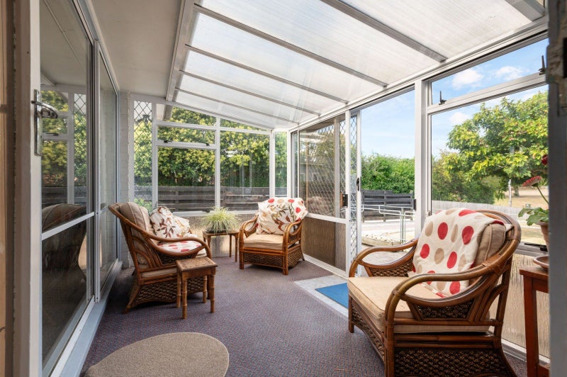 45 Bruce Avenue, Glenview, Hamilton - Carousel 2