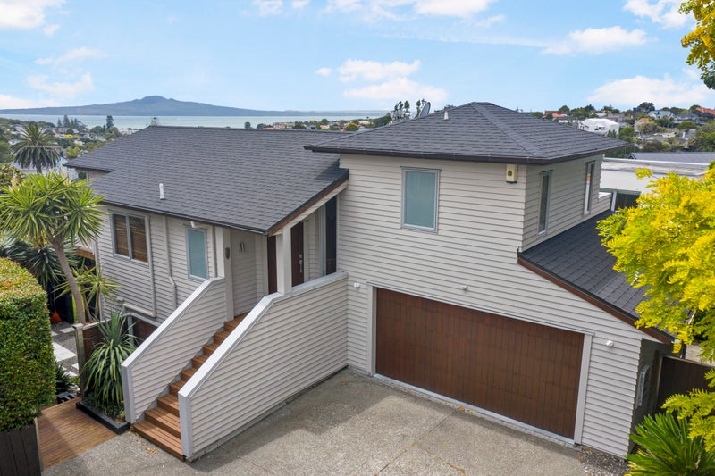 35A Kurahaupo Street, Orakei, Auckland - Carousel 1