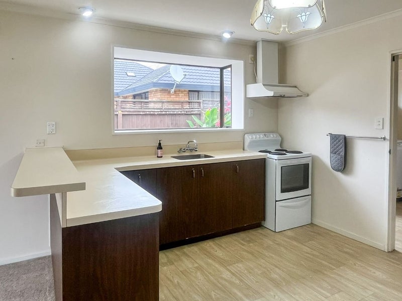 31 Laing Crescent, Heathcote Valley, Christchurch - Carousel 2