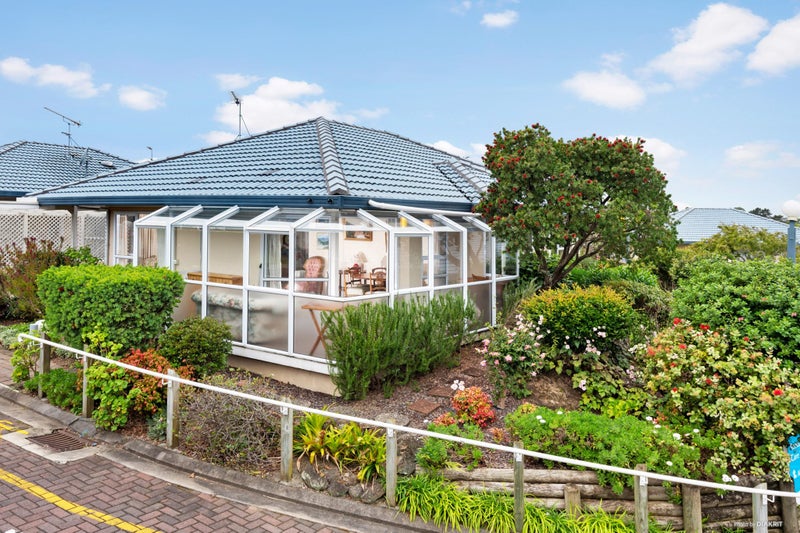 28/10 Gerard Way, Meadowbank, Auckland - Carousel 1