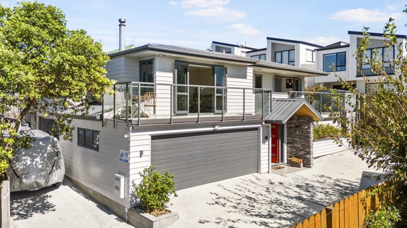 47 Nelson Street, Howick, Auckland - Carousel 1