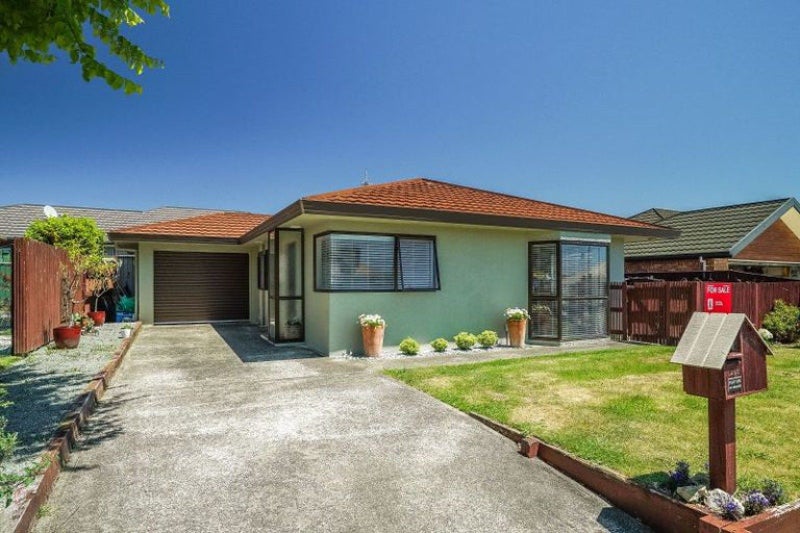 2/15 Stead Crescent, Stoke, Nelson - Carousel 1
