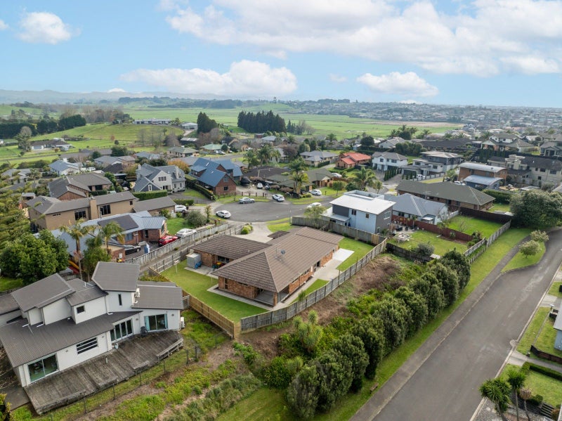 23 Westview Place, Western Heights, Hamilton - Carousel 18