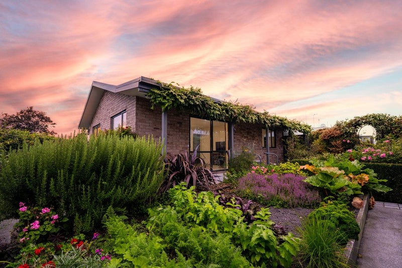 3/343 Church Street, West End, Timaru - Carousel 1