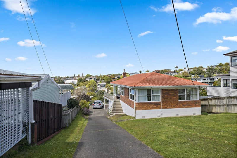 14 Hythe Terrace, Mairangi Bay, Auckland - Carousel 2