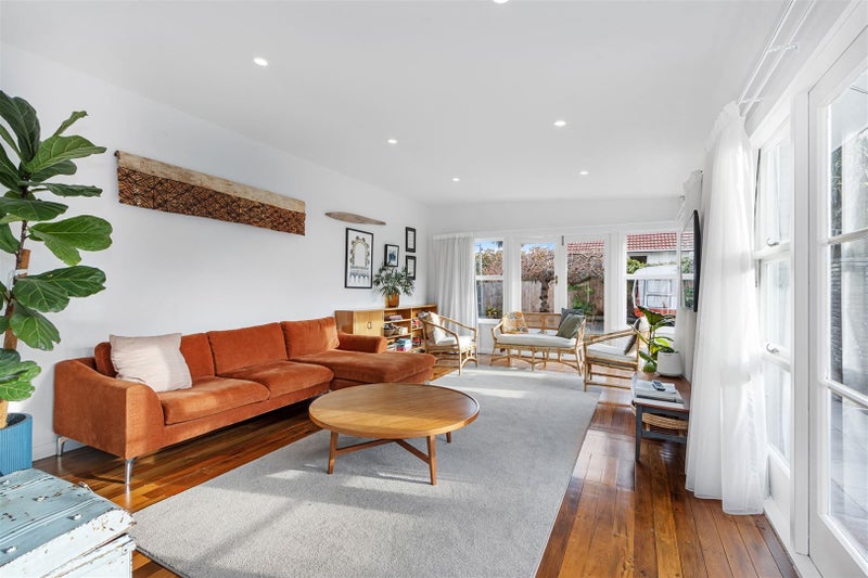 343 Eastern Terrace, Sydenham, Christchurch - Carousel 1