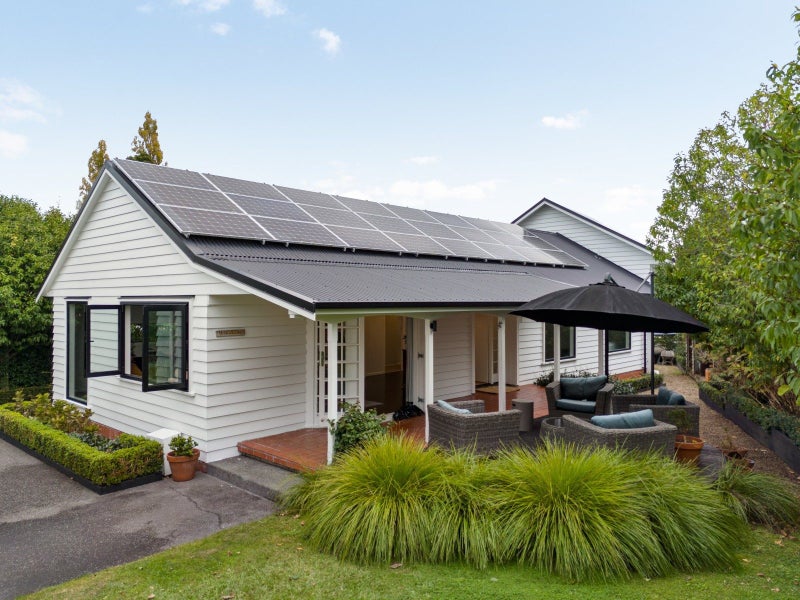 6 Charmaine Crescent, Chartwell, Hamilton - Carousel 1