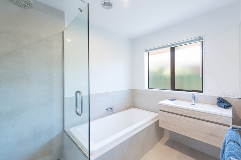 14 Pettit Place, The Wood, Nelson - Carousel 2