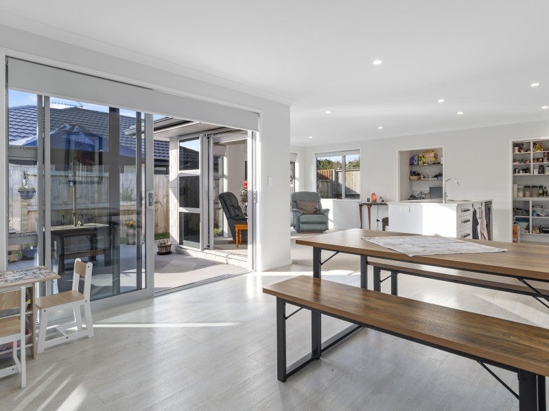 41 Awataha Crescent, Pyes Pa, Tauranga - Carousel 1