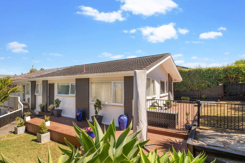 4/4 Ashwell Street, Kohimarama, Auckland - Carousel 1