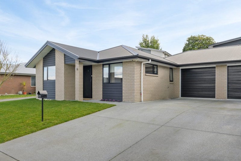 45 Shrule Place, Huntington, Hamilton - Carousel 1