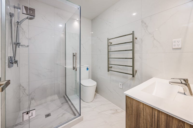 2/243 Campbell Road, Greenlane, Auckland - Carousel 2