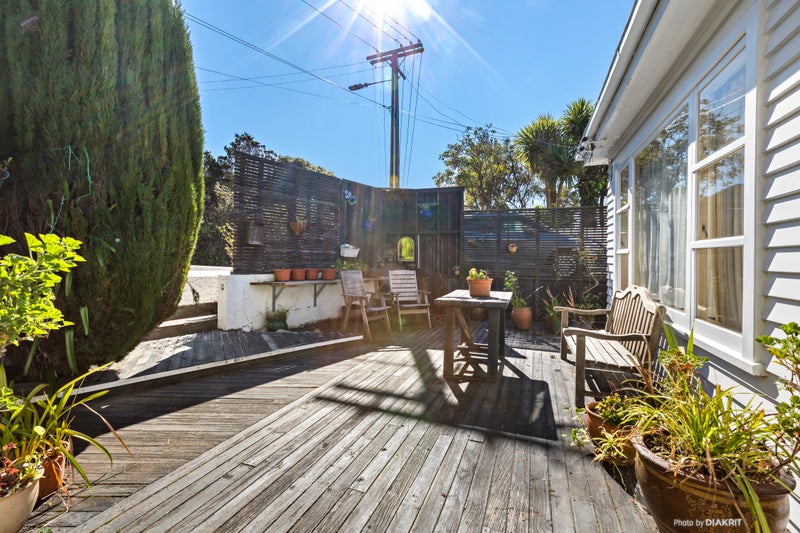 3 Tainui Terrace, Tawa, Wellington - Carousel 2