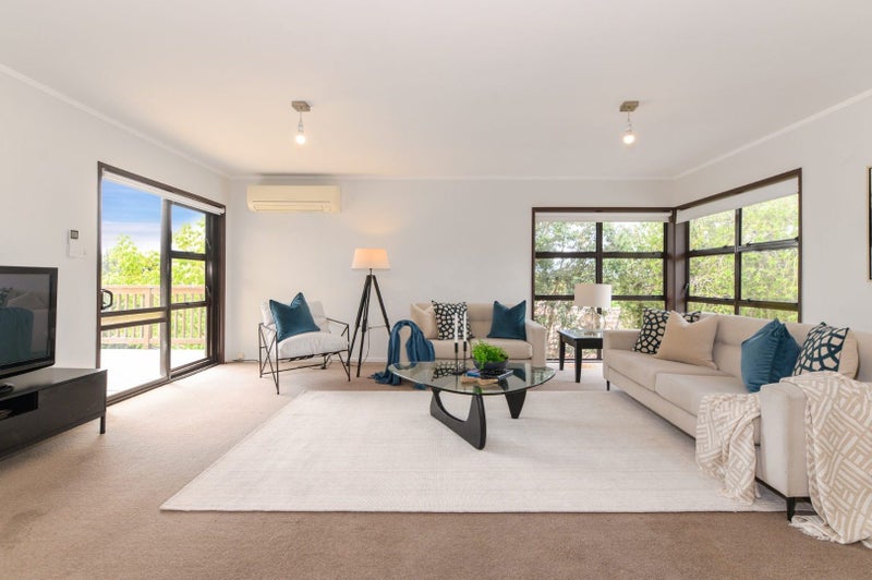 7 Valdese Rise, Browns Bay, Auckland - Carousel 2