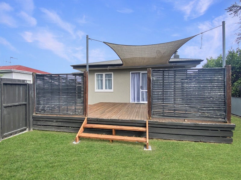 3 Riverbend Road, Onekawa, Napier - Carousel 1