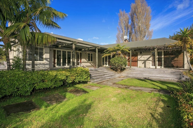 211 Lake Road, Belmont, Auckland - Carousel 2