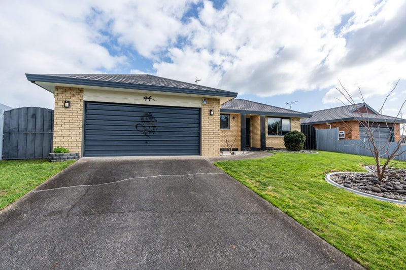 3 Aldershot Place, Nawton, Hamilton - Carousel 1